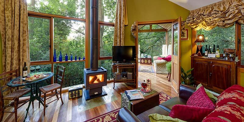 Treehouse Cottage - Dandenong Ranges Accommodation Olinda ...